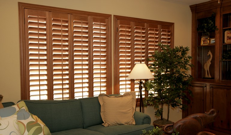 How To Clean Wood Shutters In Phoenix, AZ